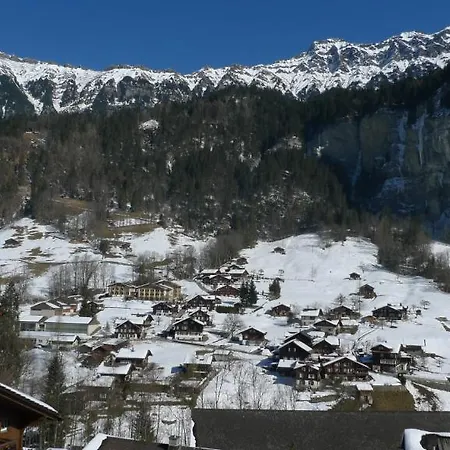 Värdshus Crystal Lauterbrunnen